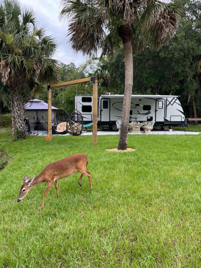 Lake Front Rv Experience Close To Port Canaveral And Kennedy Space Center Titusville Exterior photo